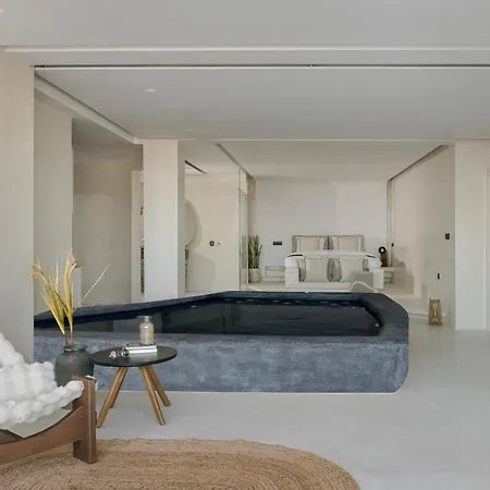 Acro Caldo Otel Akrotírion