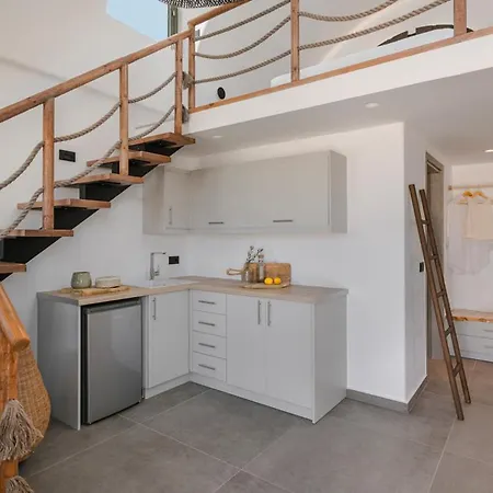 מלון Acro Caldo Akrotírion