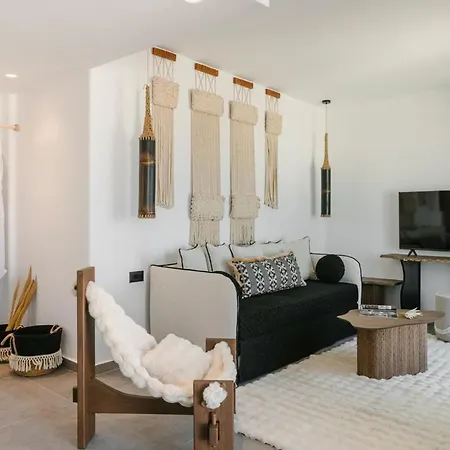 Ξενοδοχείο Acro Caldo